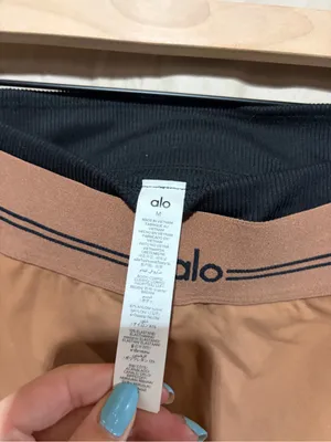 Alo leggings thumbnail 3