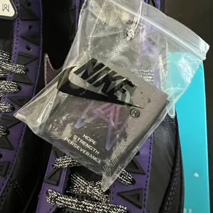 Nike New  Blazer Mid ‘77 Doernbecher 2022 thumbnail 7