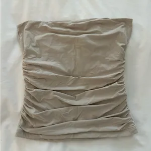 Abercrombie Soft Matte Seamless Tube Top thumbnail 2