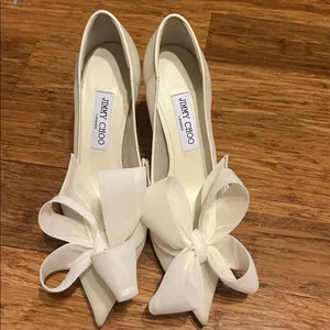 Jimmy Choo Staz Bow Mesh Pointed Pumps size 39.5 Ivory thumbnail 2