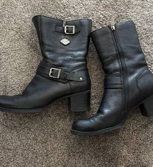 Harley-Davidson size 8 leather boots  thumbnail 1