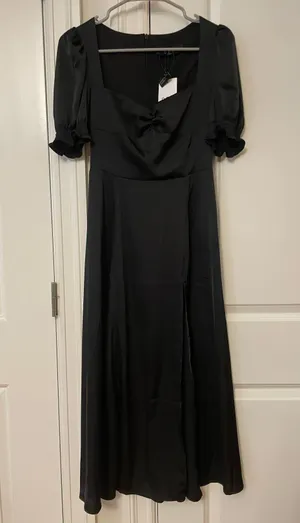 O.P.T Melanie Sweetheart Midi Dress thumbnail 5