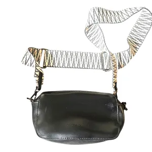 CLAUDIA CANOVA Faux Leather Crossbody Camera‎ Bag Black thumbnail 2