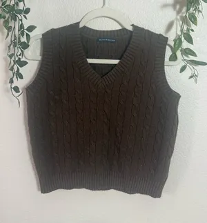 Brandy Melville Brown Cable Knit V-Neck Sweater Vest thumbnail 1