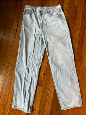 American Eagle Highest Rise Baggy Straight Strigid Jeans Light Denim Wash thumbnail 3