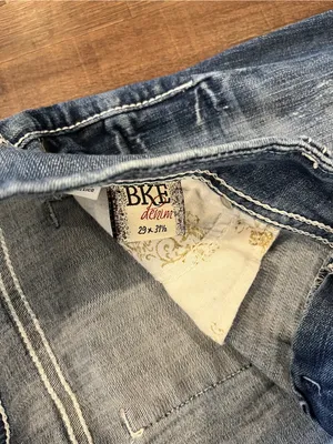 BKE Harper Bootcut Jeans Dark Wash Contrast Stitch Embroidered 29R (29x31.5) thumbnail 3
