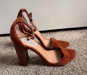 Steve Madden Carrson Cognac Brown Suede Heels Size 7.5 4" thumbnail 1