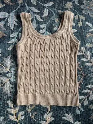 NEW Tommy Hilfiger Beige Cable Knit V-Neck Sweater Tank Size Small thumbnail 2