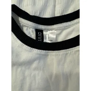 H&M Divided White Crop Top In Your Dreams Short Sleeve T-Shirt Y2K 90s thumbnail 2