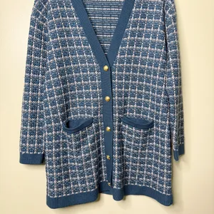 Talbots Merino Wool V Neck Cardigan Sweater Texture Plaid Blue White Size Medium thumbnail 7