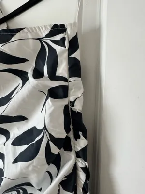Abercrombie One-Shoulder Top thumbnail 2