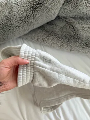 Aritzia tna sweatshorts thumbnail 5