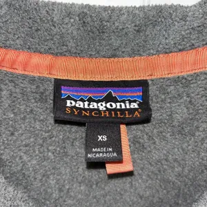 Womens Size XS Patagonia Synchilla Grey Fleece EUC thumbnail 2