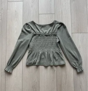 Sage Green Altar'd State Top women’s medium thumbnail 2