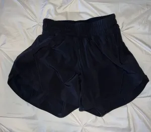 Lululemon Shorts Track That 5" Mid-Rise Black Lined 6 thumbnail 1