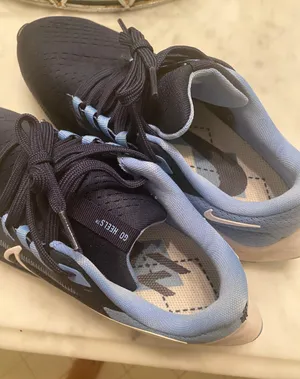 Nike Air Zoom UNC Running Shoes thumbnail 5