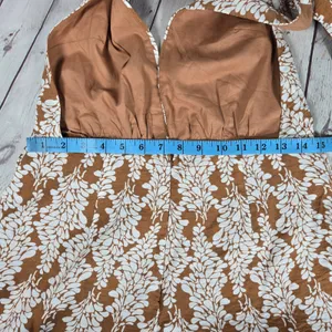 Selfie Leslie Romper Floral Deep V‎ Neck Halter Open Back Tie Back Size Large thumbnail 7