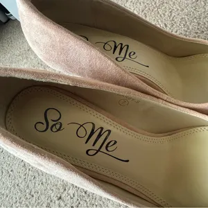 So Me Blush Suede Stiletto Heels Size 7 thumbnail 6