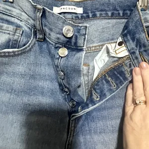 Pacsun Women's Blue Jeans size 24 Ultra High Rise Slim patchwork crop raw‎ hem thumbnail 4