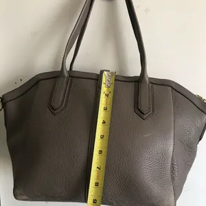 J Crew Large Light Brown Leather Trapeze Tote thumbnail 4