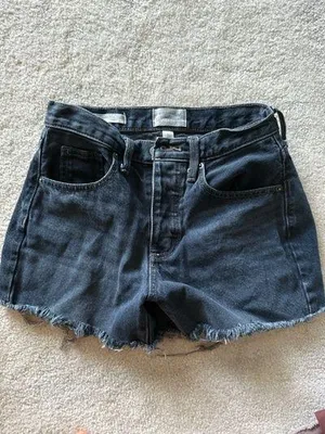 Universal Threads Shorts Women’s thumbnail 2