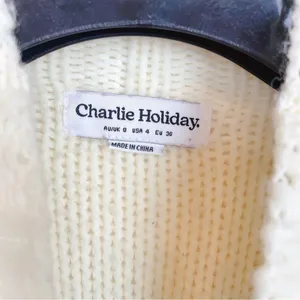 Charlie Holiday Pullover Casual Cream Cable Knit Sweater Size 4 thumbnail 4