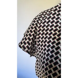 Tommy Hilfiger Women's M Wrap Blouse Geometric Print Flutter Sleeve Tie Waist thumbnail 5