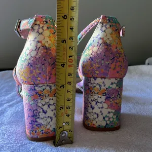 Colorful Strappy Women's Sandals thumbnail 9