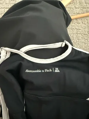 Abercrombie & Fitch Side Cutout Traveler Mini Dress Black White Women’s XS thumbnail 9