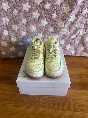 Nike Air Force 1 thumbnail 2