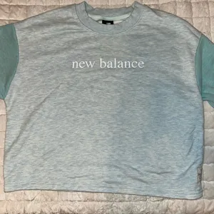 New balance color block sweater sweatshirt thumbnail 1