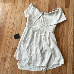 Lulus Off Shoulder Cream Mini Dress Womens Large Bridal Shower Romantic thumbnail 8