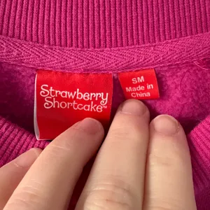 Strawberry Shortcake and Friends pink oversize crewneck fleece lined sweatshirt thumbnail 5
