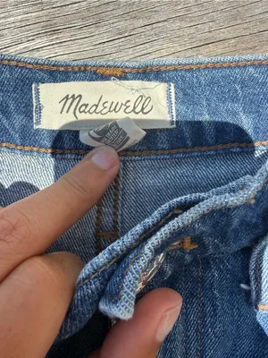Madewell Mid-Blue Straight-Leg Jeans with Raw Knee Slits thumbnail 2