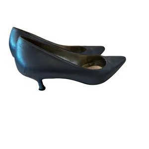Escada Kitten Heel Pumps Size 8.5 Blue Metallic Pointed Toe Leather Italy thumbnail 4