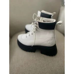Timberland Combat Boots; Round Toe Boot; S53, Sz 9 thumbnail 4