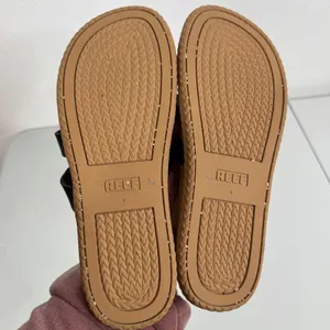 Reef Black Strappy Sandals‎ Size 9 thumbnail 4