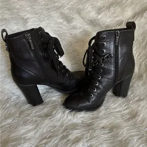 Karl Lagerfeld Black Jade Lace-Up Boots with Side‎ Zipper Size 7M/ 37.5B thumbnail 2