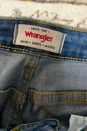 Wrangler jeans thumbnail 3
