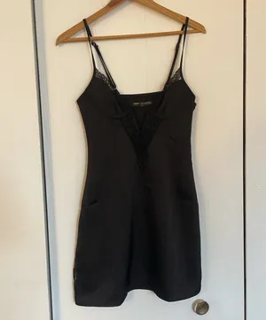 Finesse Ivy Black Lace Trim Mini Dress thumbnail 3