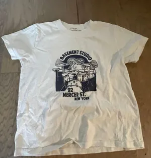 Graphic Tee thumbnail 1