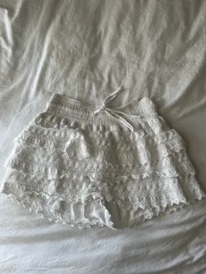 Blanco by Nature white ruffle mini skirt thumbnail 2