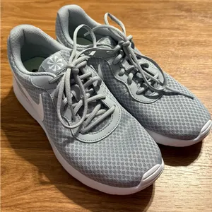 Nike Light Gray Sneakers thumbnail 1