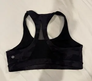 Lululemon EUC Dark Camo Sports Bra 12 thumbnail 3