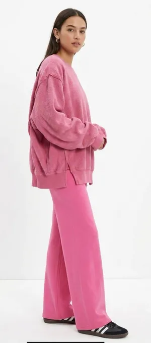 American Eagle Pink Fleece Sweatshirt Seriously Huggable Oversized Crewneck thumbnail 1