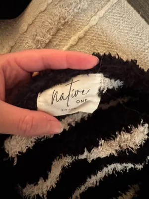 Black and white sweater the native one thumbnail 2