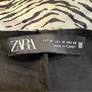ZARA Womens Zebra Print Satin Mid-Rise Mini Skort Size M Black and White thumbnail 9