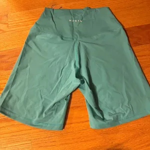 ⭐️NVGTN Seafoam High-Rise Bike Shorts thumbnail 2