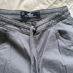 Hollister joggers  thumbnail 2