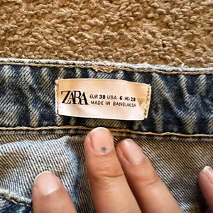 NWT Zara high rise ankle jeans 6‎ thumbnail 3
